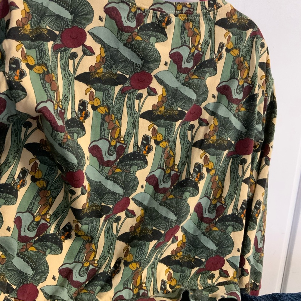 Kate Quinn Multicolor Botanical Long Sleeve Tee